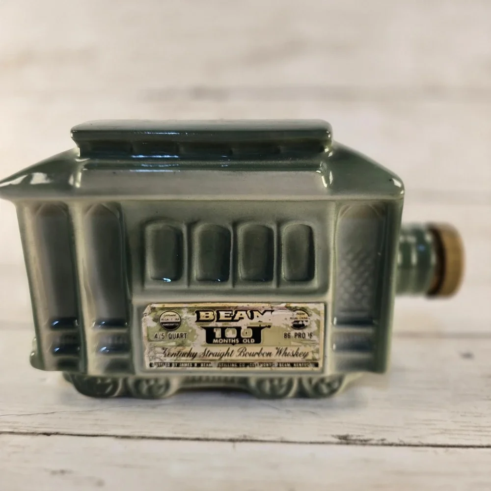 Vintage 1968 Jim Beam San Francisco Cable Car Decanter Regal China KY-DRB-230